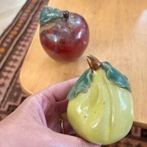 🍎 🍐Set of 2 vintage hand made ceramic apple and pear with shiny glaze.